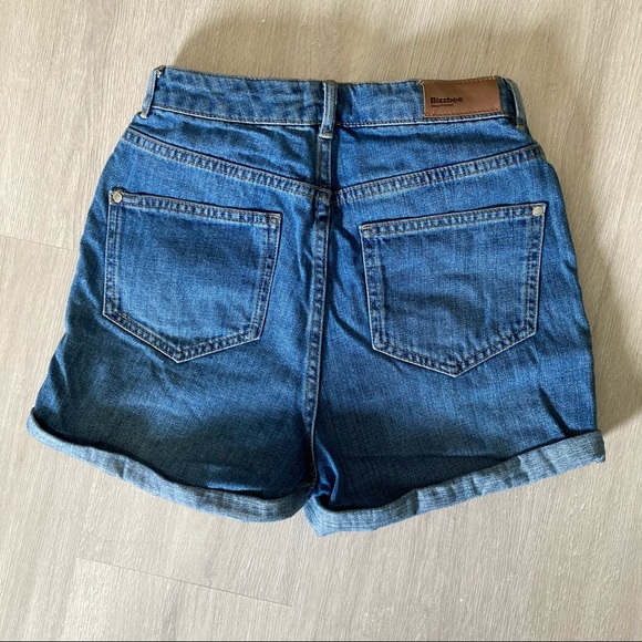 mom shorts with black & white stripe (brand new) - Picture 2 of 3